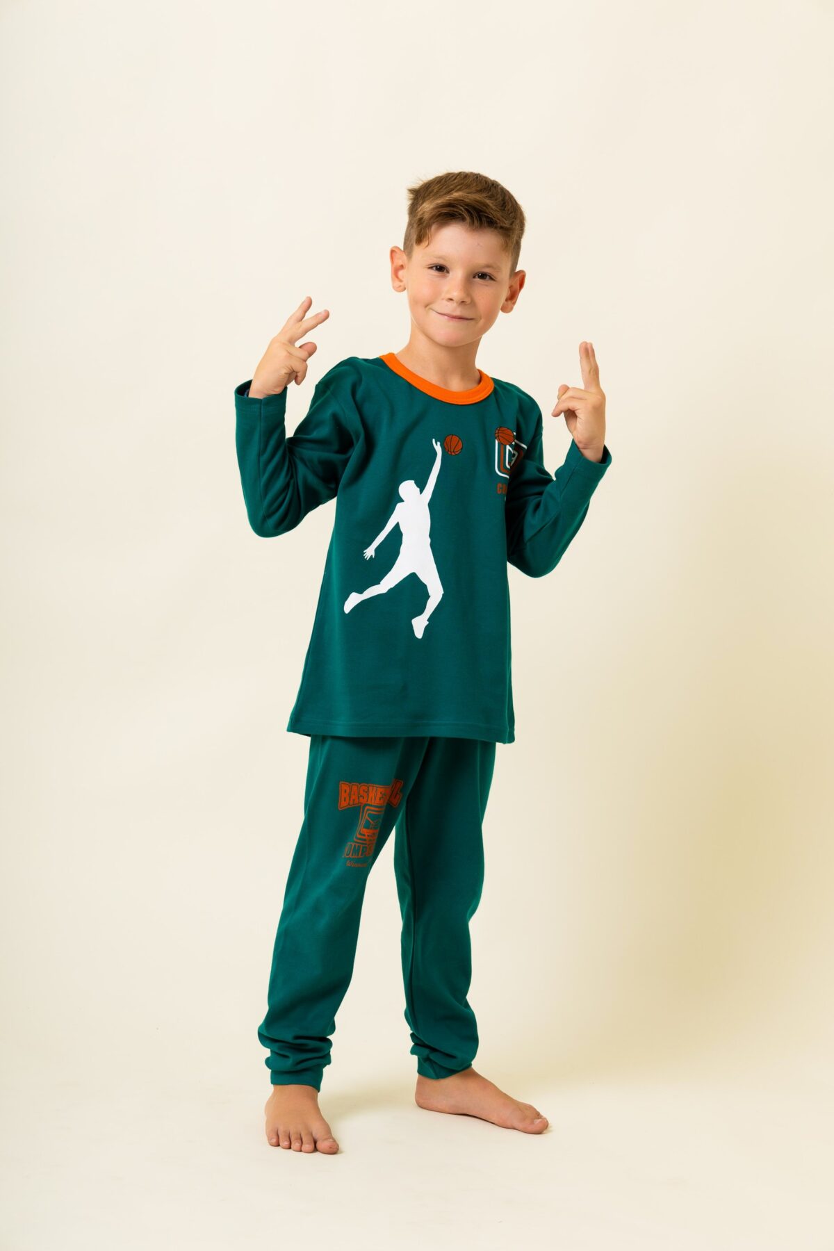 944-2 Παιδική Πιτζάμα Χειμωνιάτικη Basketball - Image 1