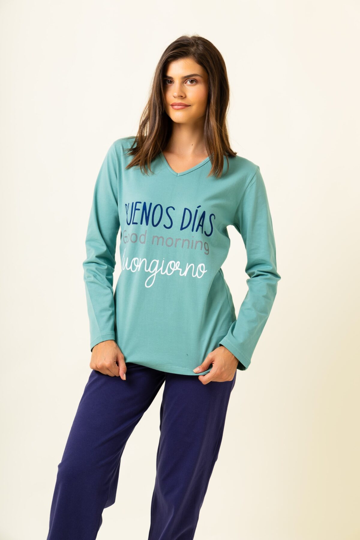 964-2 Γυναικεία Πιτζάμα Χειμωνιάτικη Buenos días - Image 1