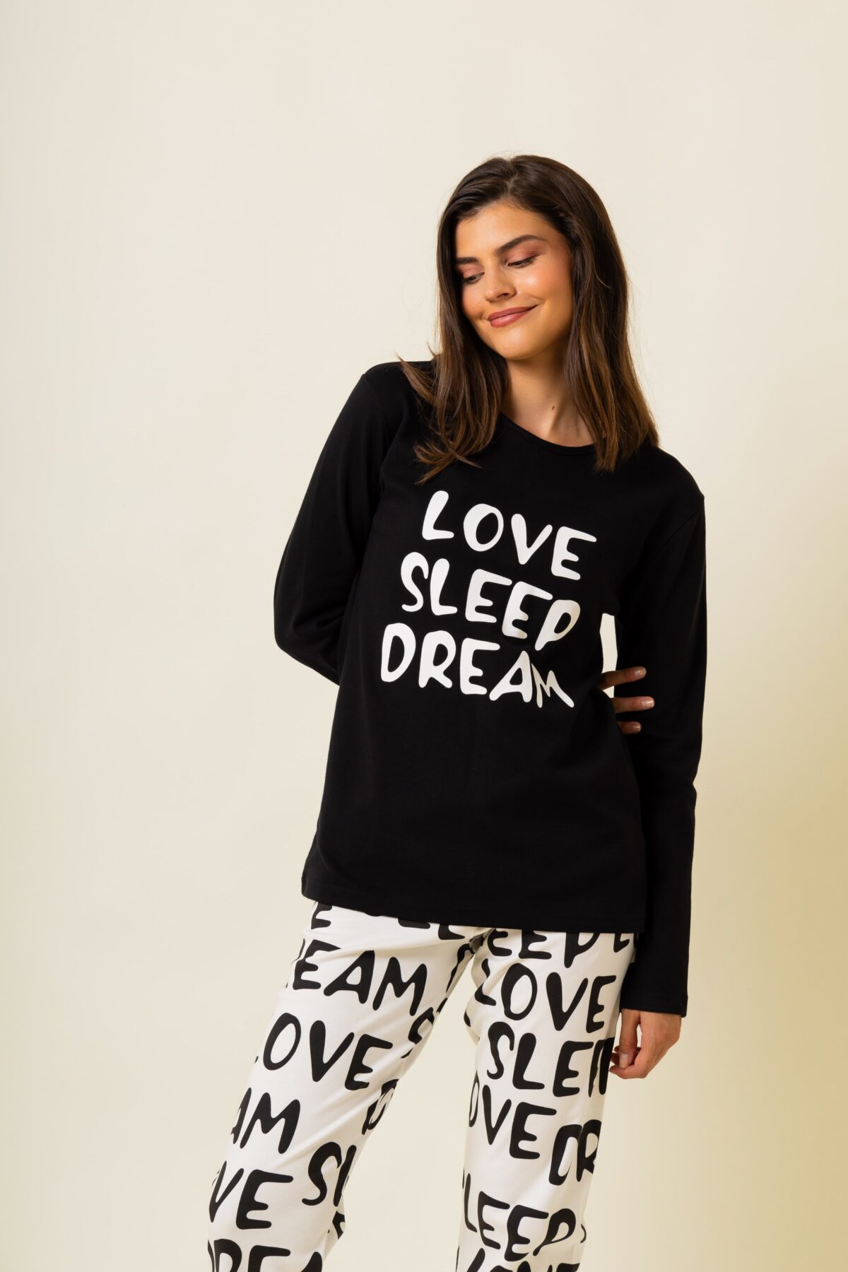 978-2 Γυναικεία Πιτζάμα Χειμωνιάτικη Love Sleep - Image 1