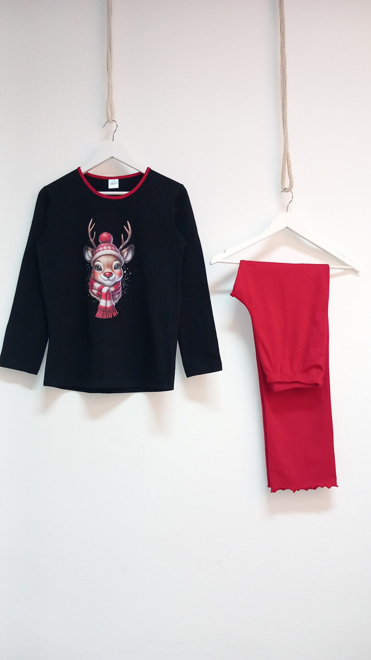 20241113_135156 Γυναικεία Πιτζάμα Χριστουγεννιάτικη Ελάφι - Image 1